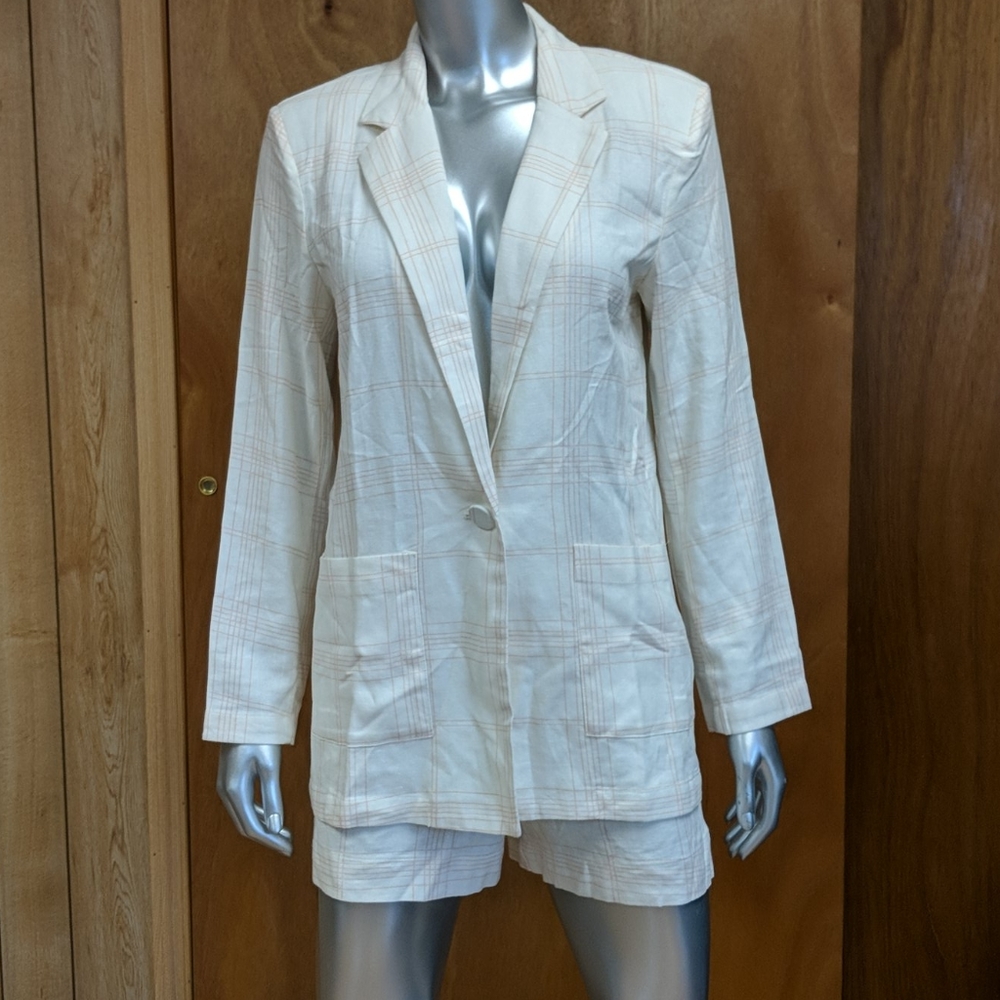 NWT Forever 21 Co-Ord Blazer with Shorts Set Size Small/Medium